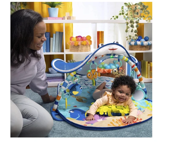 Bright Starts Finding Nemo Mr. Ray Ocean Lights & Music Gym - Resim 5