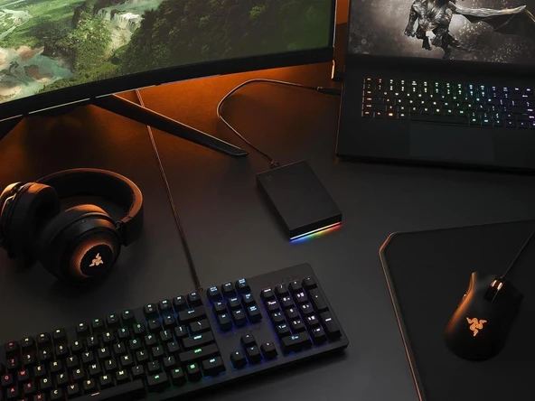 Seagate FireCuda Gaming STKL2000400 USB 3.2 2.5" 2 TB Harici Harddisk Outlet - 3