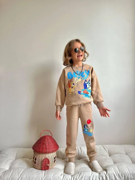 ERKEK ÇOCUK BLUEY MODELLİ 3 İPLİK ŞARDONLU EŞOFMAN TAKIMI ürün görseli