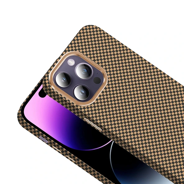 iPhone 14 Pro Max Kılıf M-safe Şarj Özellikli Karbon Fiber Görünümlü Gros Kapak - Resim 5