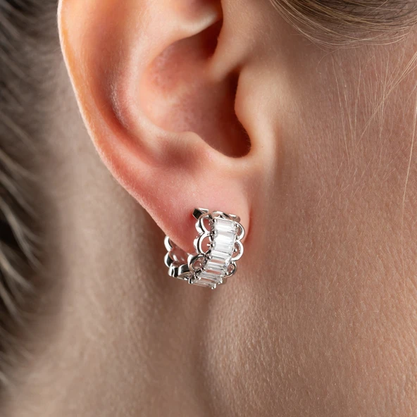 925 Ayar Gümüş Baget Taşlı Minimal Halka Küpe - Resim 3