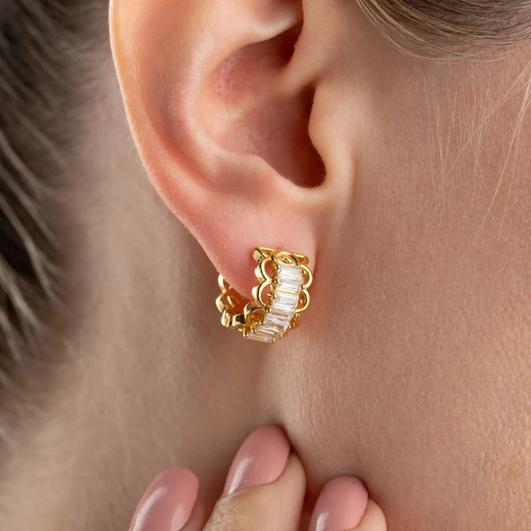 925 Ayar Gümüş Baget Taşlı Minimal Gold Halka Küpe - 3