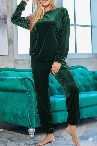 Kadın Uzun Kollu Yuvarlak Yakalı Kadife Bluz Ve Pantolon Takım - Resim 2
