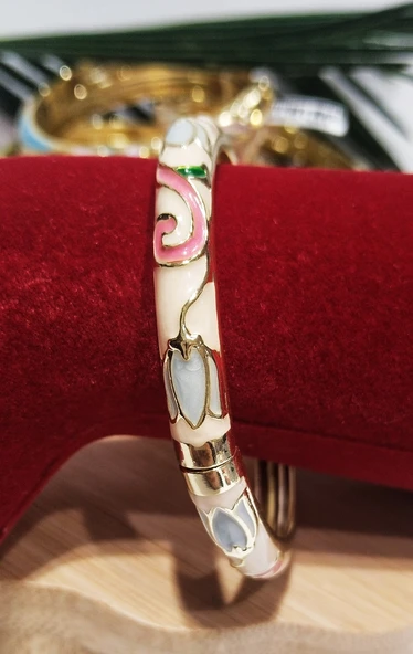 Monalisa Home Mineli Kelepçeli Sedefli Bileklik ürün görseli 1