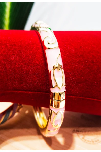 Monalisa Home Mineli Kelepçeli Sedefli Bileklik ürün görseli 1