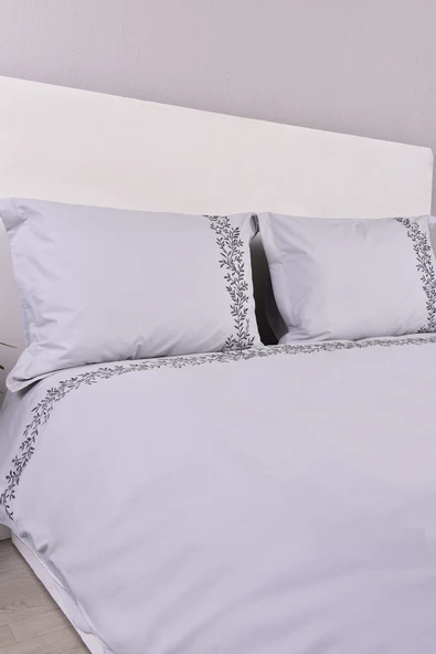 Yaprak İşlemeli Çift Kişilik Nevresim Takımı Gri %100 Pamuk ürün görseli