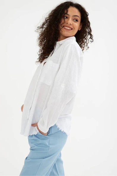 FASHION FRIENDS KADIN ETEK UCU PÜSKÜLLÜ GÖMLEK 25K0390K1 - Resim 2