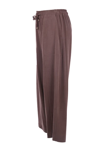 On Kadın Oversize Midi Pantolon - Rahat ve Şık Günlük Kombin