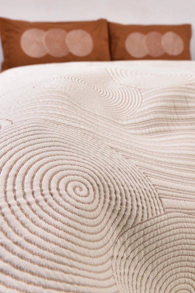 Dairesel İşlemeli Çift Kişilik Yatak Örtülü Nevresim Takımı Taba %100 Pamuk - Resim 5