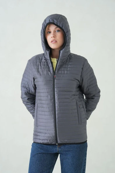 D1fference İçi Astarlı Cepli Kapüşonlu Jel Elyaf Su ve Rüzgar Geçirmez Şişme Kışlık Kadın Mont - Resim 9