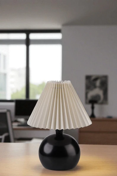 Lumexx OLİVER SİYAH PİLELİ KREM ABAJURLU MASA LAMBASI ürün görseli