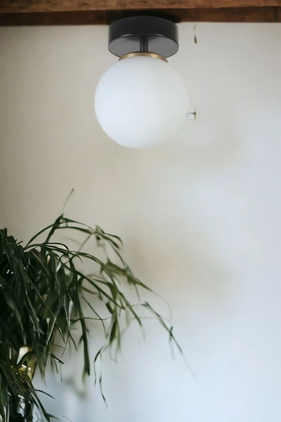 Lumexx YENİ CAN TEKLİ SİYAH BEYAZ CAMLI AVİZE ürün görseli