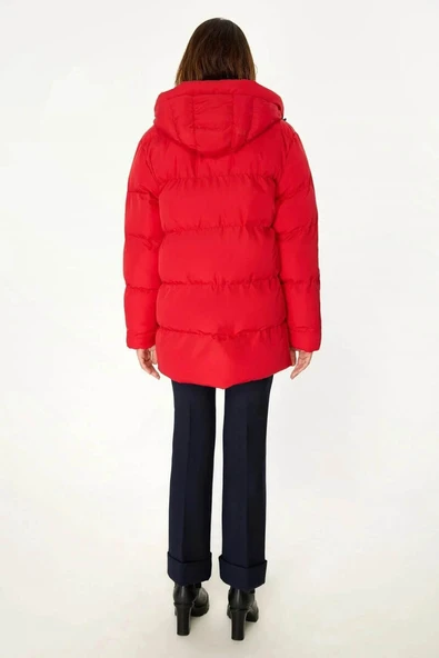 İçi Astarlı Su ve Rüzgar Geçirmez Cepli Kapüşonlu Kadın Mont - Resim 12