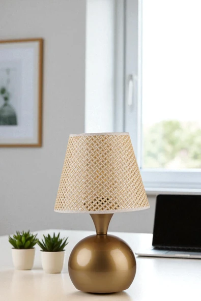 Lumexx OLİVER ESKİTME PETEK ABAJURLU MASA LAMBASI ürün görseli