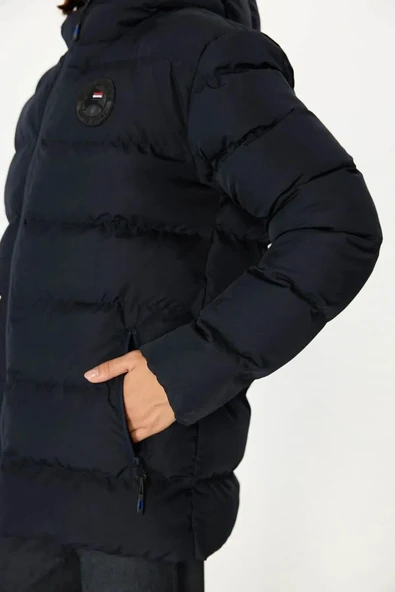 İçi Astarlı Su ve Rüzgar Geçirmez Cepli Kapüşonlu Kadın Mont - 5