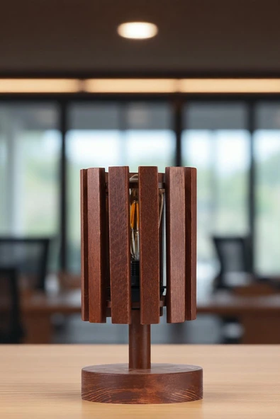 Lumexx KASNAK CEVİZ MASA LAMBASI ürün görseli