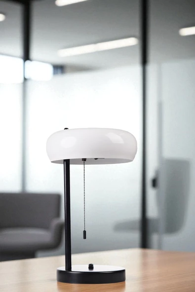 Lumexx SMİTH SİYAH BEYAZ BAŞLIKLI MASA LAMBASI ürün görseli