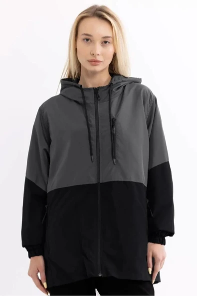 İçi Astarlı Su ve Rüzgar Geçirmez Cepli Kadın Yağmurluk - Resim 2