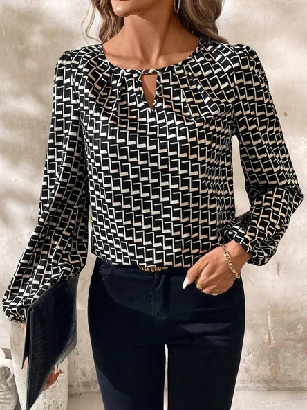 MDB Kadın Uzun Kollu Damla Detaylı Yaka Desenli Süprem Bluz ürün görseli 1