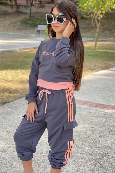 Kız Çocuk Yazı Detaylı Crop Kaşkorse Kolsuz Badi Detaylı Kargo Cepli Alt Lacivert Eşofman Takım - Resim 3