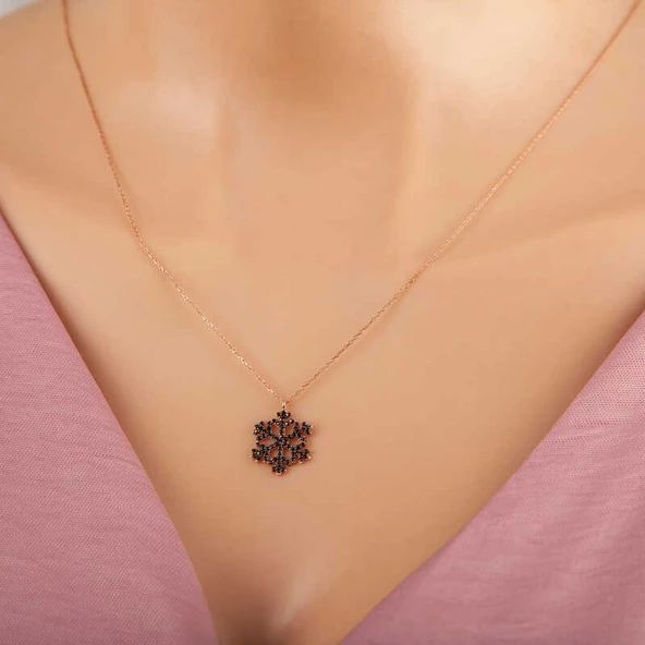 925 Ayar Gümüş Rose Siyah Taşlı Kar Tanesi Kadın Kolye ürün görseli 1