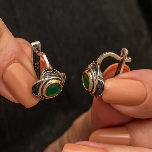 Gümüş Çiçek Desenli Otantik Kadın Küpe ürün görseli 1