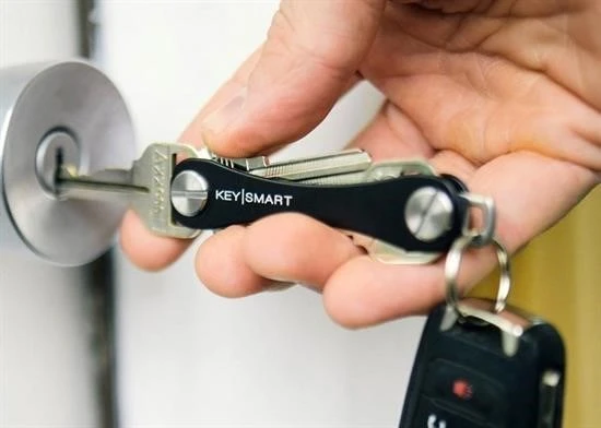 OLLEVRA Pratik Akılllı Anahtarlık Anahtar Düzenleyici Aparat ürün görseli