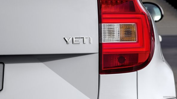 SKODA YETI BAGAJ YAZISI KROM 2013 - 2018 - 4