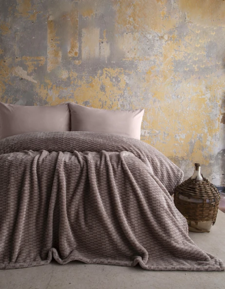 Çift Kişilik Trusty Vizon Jakar Desen Battaniye 200x220 CM