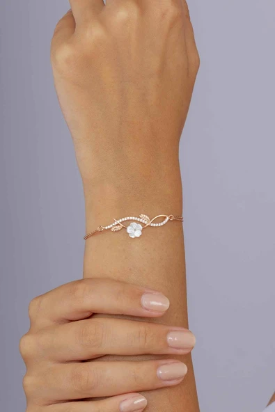 Gümüş Pazarım Manolya Çiçeği Kadın Rosegold Gümüş Bileklik ürün görseli 1