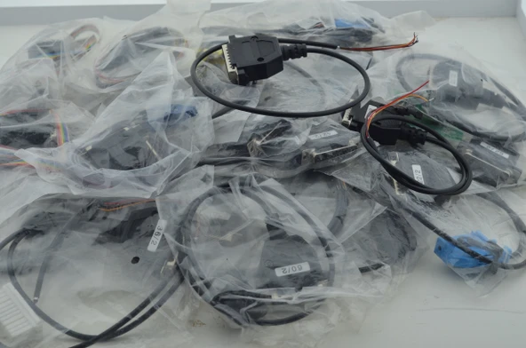 Farklı Çeşitlerde Araç Beyin Bağlantı Kabloları 35 Adet - 2