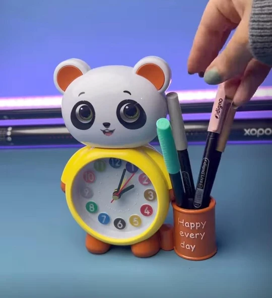 Panda Tasarımlı Saat Kalemlik Kızlar ve Erkekler İçin Yatak Odaları ve Oyun Odaları Saati sarı renk