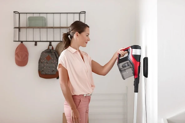 Philips SpeedPro Max XC7043/01 Şarjlı Dikey Süpürge - Resim 3