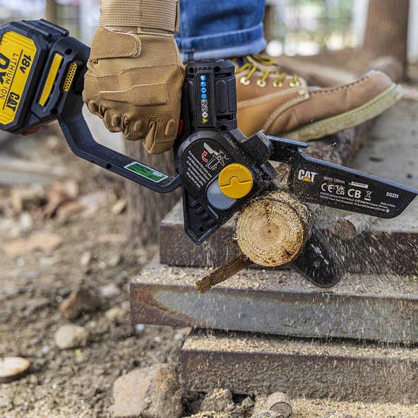 CAT DG231 18Volt 4.0Ah Li-ion 12CM Profesyonel Şarjlı Kömürsüz Zincirli Testere - Resim 3