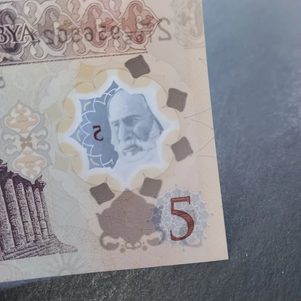 Escoines 3996368f3f38a91b7f 2013 (1444 H) Libya 5 Dinar Hybrid ÇİL - hafif katlanma izi var - Resim 3