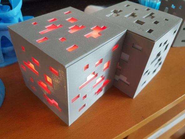 Minecraft Redstone Cevheri Lambası Redone Plastik Aparat - 8