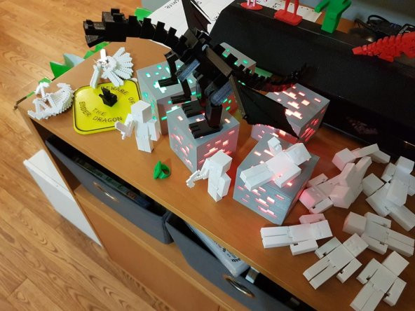 Minecraft Redstone Cevheri Lambası Redone Plastik Aparat - 9