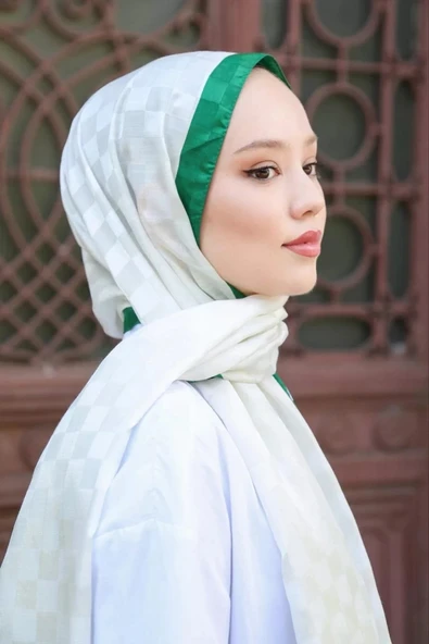 HİNT İPEK MONOGRAM ŞAL ürün görseli