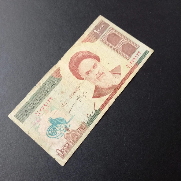 Escoines 3996368f6b6c272912 Sürsajlı Haliyle 1000 Riyal - Resim 4