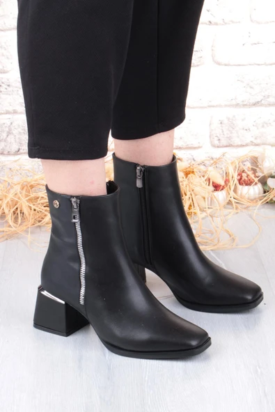 Pierre Cardin 54971 Siyah Cilt Fermuar Detaylı Kalın Topuklu Kadın Bot ürün görseli