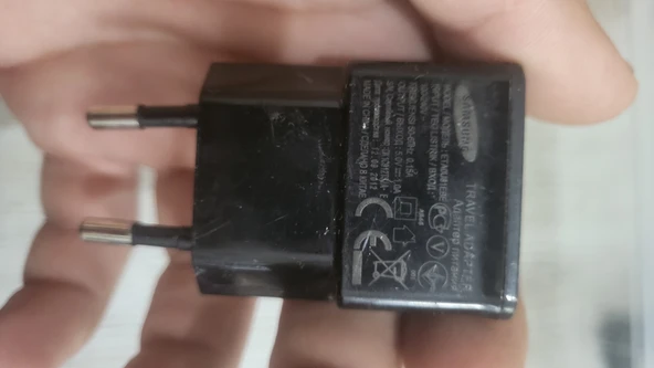 Samsung sarj aleti orjinal ikinci el 1 A - Resim 2