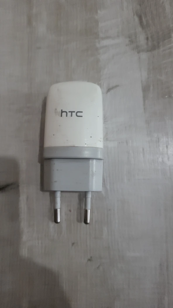Htc sarj adaptörü orjinal ikinci el 1 A ürün görseli
