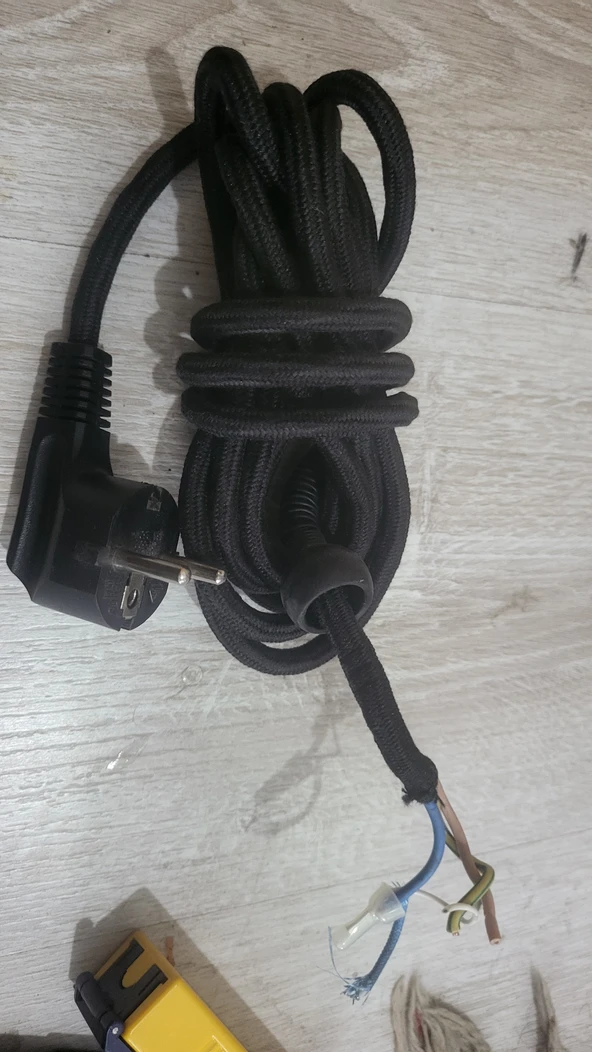 Ütü kordonu kablosu sağlam ikinci el - Resim 2