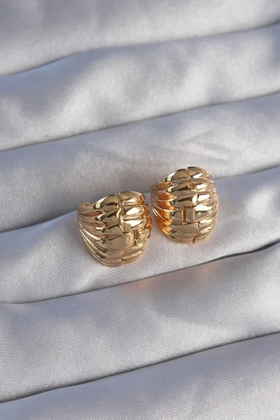 Pirinç Gold Renk Tırtıklı Minimal Bombeli Tasarım Küpe - TJ-BKP9080 ürün görseli