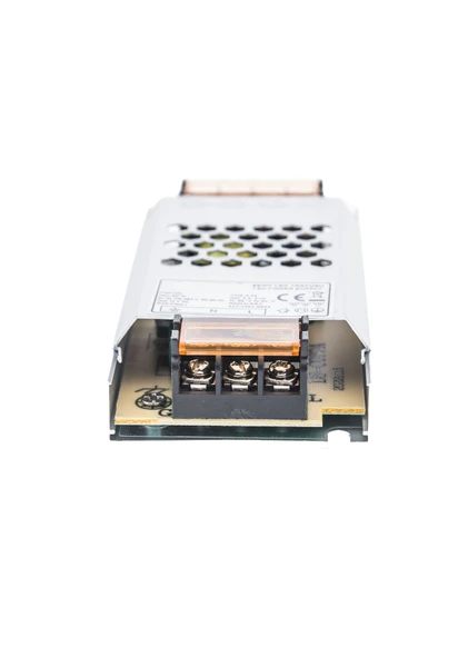 60W - 12V , 5A Güçlü LED Şerit Trafo - Geniş Gerilim Aralığı, IP20 Koruma Sınıfı - 3