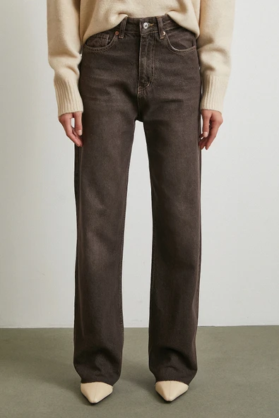 Yüksek Bel Beş Cepli Kesik Paça Jean Kahve - 5