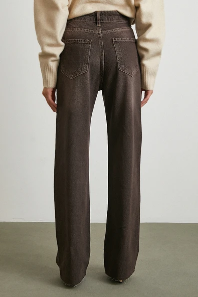 Yüksek Bel Beş Cepli Kesik Paça Jean Kahve - 6