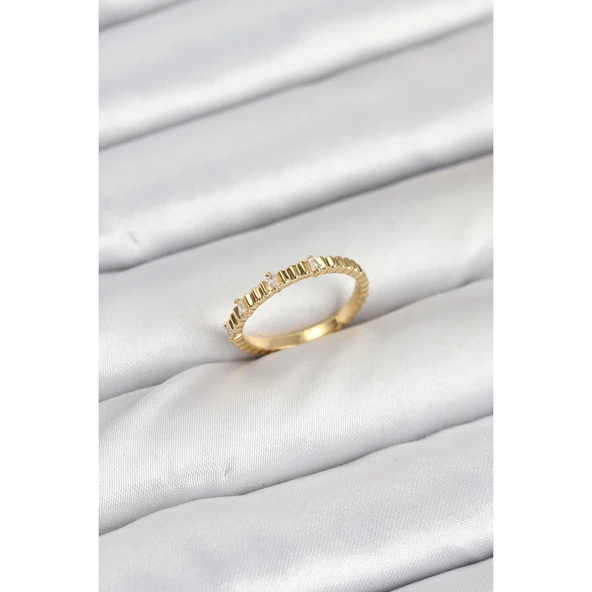 Pirinç Gold Renk Lazer Kesim Kadın Yüzük