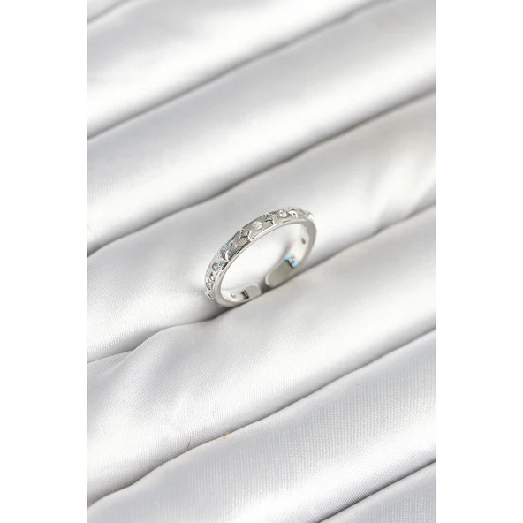 Pirinç Gümüş Renk Zirkon Taşlı Kadın Yüzük