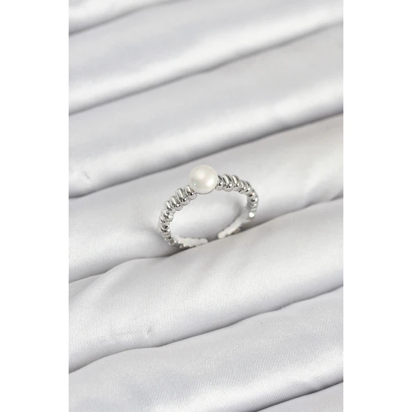 Pirinç Gümüş Renk Göbek İnci Model Kadın Yüzük